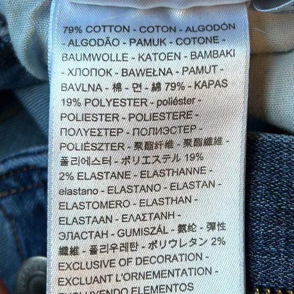 Levi’s Jean Shorts Women's Size 29 Mid Length Distressed Rolled Hem - Picture 7 of 7